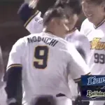 野口意外性のサヨナラホームランキター！！！！野口のこと叩いてた奴らちゃんとごめんなさいしろよw