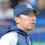 ヤクルト高津監督が貧打を嘆く「打順を入れ替えるぐらいしか策がない。メンバーは全力でやっている」