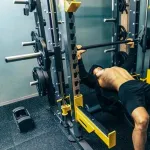 【朗報】「ベンチプレス100kg挙げれるのは男の1%」←これマジ?wwwwwwwwwwwwwwww