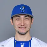 DeNAの戸柱一軍コーチと伊藤二軍コーチの捕手体制