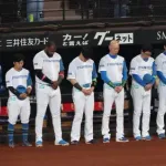 【日本ハム】長嶋茂雄さん追悼　球場に半旗、試合前に両選手が黙とう