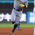 【阪神】佐藤輝明、苦手エスコンで２発、100号王手「意識はしていない。１日１日頑張ります」