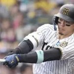 佐藤輝明『去年の15号は秋でした。今年は6月です』←こいつ
