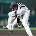 阪神・西勇　右膝負傷していた　２カ月ぶり実戦で１６球　１回無失点「無事に投げられて良かった」