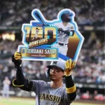 阪神・佐藤輝が通算100号達成！　右翼手が一歩も動かない完璧アーチで節目を飾る