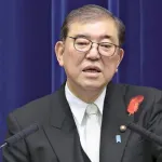 石和首相「1日三時間しか寝てない」