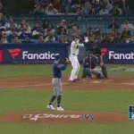 大谷翔平、第二打席で二試合ぶりの安打となるライト前ヒット！！！！！！！！！！！