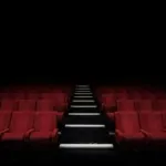 【悲報】映画業界、終わってしまう・・・・・・・・・・・・・・・・・・