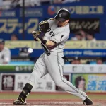 セ・リーグ首位打者 泉口.299