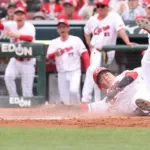 カープ大盛“神走塁”小園ファビ矢野3盗塁で西武今井攻略！新井監督「どんどん勇気を持って行ってくれと」【監督談話/祝勝会】