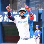 プロ野球で令和通算8000号のメモリアルアーチ！　日本ハム・レイエスの今季12号ソロで節目に到達