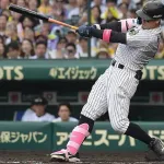 【朗報】佐藤輝明さん(神)、完全に覚醒。メジャー移籍待ったなしへ