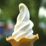 【謎】ソフトクリームうまそうに食べてるおじさんいるでしょ？ｗｗｗｗｗｗｗｗｗｗｗｗｗｗｗｗ