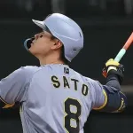 阪神・佐藤輝明がいよいよ覚醒 　広角に本塁打を量産、「能力は村上より上」とメジャーの市場価値が急上昇