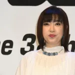 林原めぐみ、批判を受けて修正しまくってるのに頑なに記事自体は消さないのがむしろ怖い