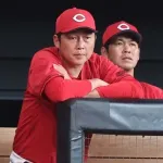 【悲報】カープ、セ初の珍記録を記録してしまう