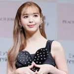【画像】藤田ニコル、水着姿をアップ→おぢのキモコメントに激怒ｗｗｗｗｗｗｗｗｗｗｗｗｗ