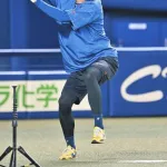 中日高橋宏斗、休日返上で打撃練習する