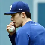 ドジャースのロバート監督「佐々木朗希は構想外」