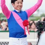 【悲報】武豊さん(56)、強すぎて未だに引退できない