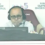 岡田顧問が６連敗後に報道陣に囲まれる「なんでそんなん答えないとあかんの」／一問一答