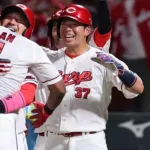 カープファビアン、逆転満塁ホームラン！確信歩きのグランドスラム完璧弾！！