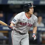 【悲報】吉田正尚さん、何故か日本のファンから岡本・村上・佐藤輝より格下だと認識されてしまう