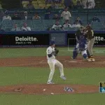 ドジャース対パドレス戦で乱闘騒ぎｗｗｗｗｗｗｗｗｗｗｗｗｗｗｗｗ」