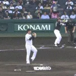 【阪神対ソフトバンク1回戦】ソフトバンク、初回1アウト満塁から栗原の併殺崩れの間に三塁ランナーが生還し1点先制！