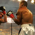【悲報】ボクシング世界戦、日本人がとんでもないKO負け・・・・・・・・・・