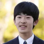 【朗報】悠仁様、友人とガストで談笑しカラオケでRADWIMPSを熱唱する大学生活ｗｗｗｗ
