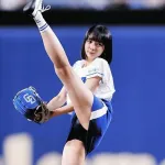 【画像】岡田紗佳さん(31)の始球式ｗｗｗｗｗｗｗｗｗｗｗｗｗ