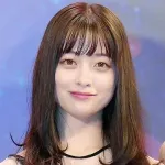 橋本環奈（26）、二日酔いで撮影現場に現れ「焼酎は水」と豪語