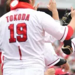カープ新井監督、4発快勝＆5割復帰にニンマリ「大盛が火を付けてくれた」【監督談話/祝勝会】