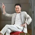 田原俊彦さん、足を高く上げた自身の写真について「真ん中の足はもっと上がるんだけどね（笑」