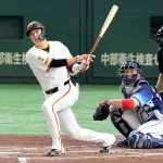 【朗報】坂本勇人が交流戦通算３３４安打で鳥谷敬を抜いて交流戦単独２位　トップまであと３本