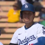 大谷翔平(31)日米通算299本塁打←引退まで何本打つと思う？