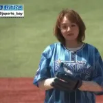 動画　篠崎愛さんの神始球式がこちら