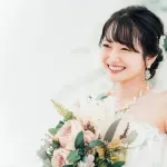 【悲報】結婚式「400万あればできます、皆祝ってくれます、親も喜びます」←これwwwwww