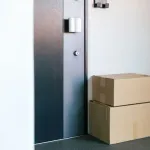 【朗報】国交省「もう置き配がデフォです」←在宅でも問答無用で置いてくぞｗｗｗｗｗｗ