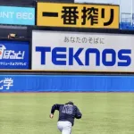 【悲報】神宮球場、暑すぎる