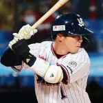 山田哲人(303本塁打) 浅村栄斗（302本塁打） 大谷翔平（302本塁打）