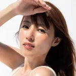 【悲報】深田恭子（42歳）さすがにキツイ