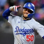 ムーキー・ベッツ  過去30試合 .233  1HR  OPS.606  ←  スタメン落ちしない理由