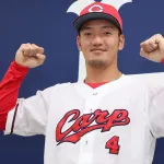 カープ矢野雅哉がオールスターファン投票で初選出！球団ショートでは野村謙二郎以来29年ぶりの快挙「他の人ではできないプレーを」