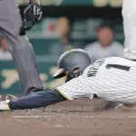 甲斐拓也「全然タッチしてますよ。絶対タッチしてます。間違いなくタッチはしてます。先にタッチしてます。自信あります」