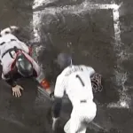 判定が覆った瞬間の森下翔太wwwwwwwwwwwww