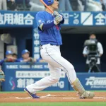 【朗報】中日・上林誠知、チームで10年ぶりとなる『10本塁打10盗塁』を達成