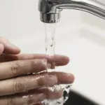 【悲報】財務省「水道管の更新しようとしたら水道料金2倍にしなきゃ無理だわ・・・・」