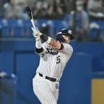 MLBスカウト「ヤクルト村上は打撃だけならぎりぎりレギュラークラス。岡本のほうが評価高い」
